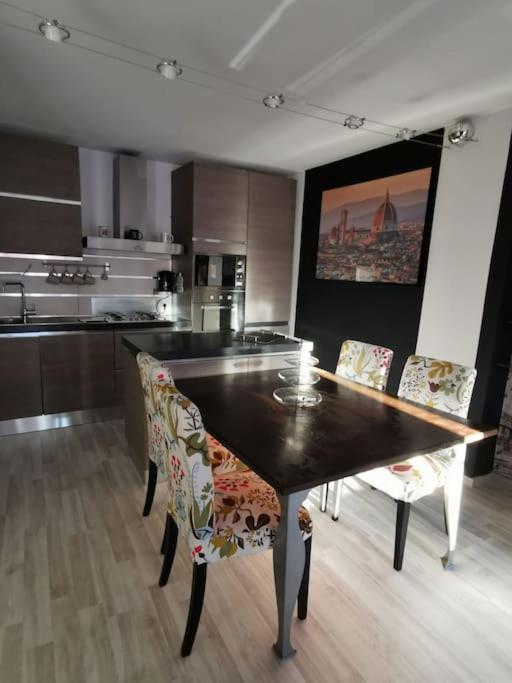 Appartement Il Nido Dell'Artista à Pietrasanta Extérieur photo